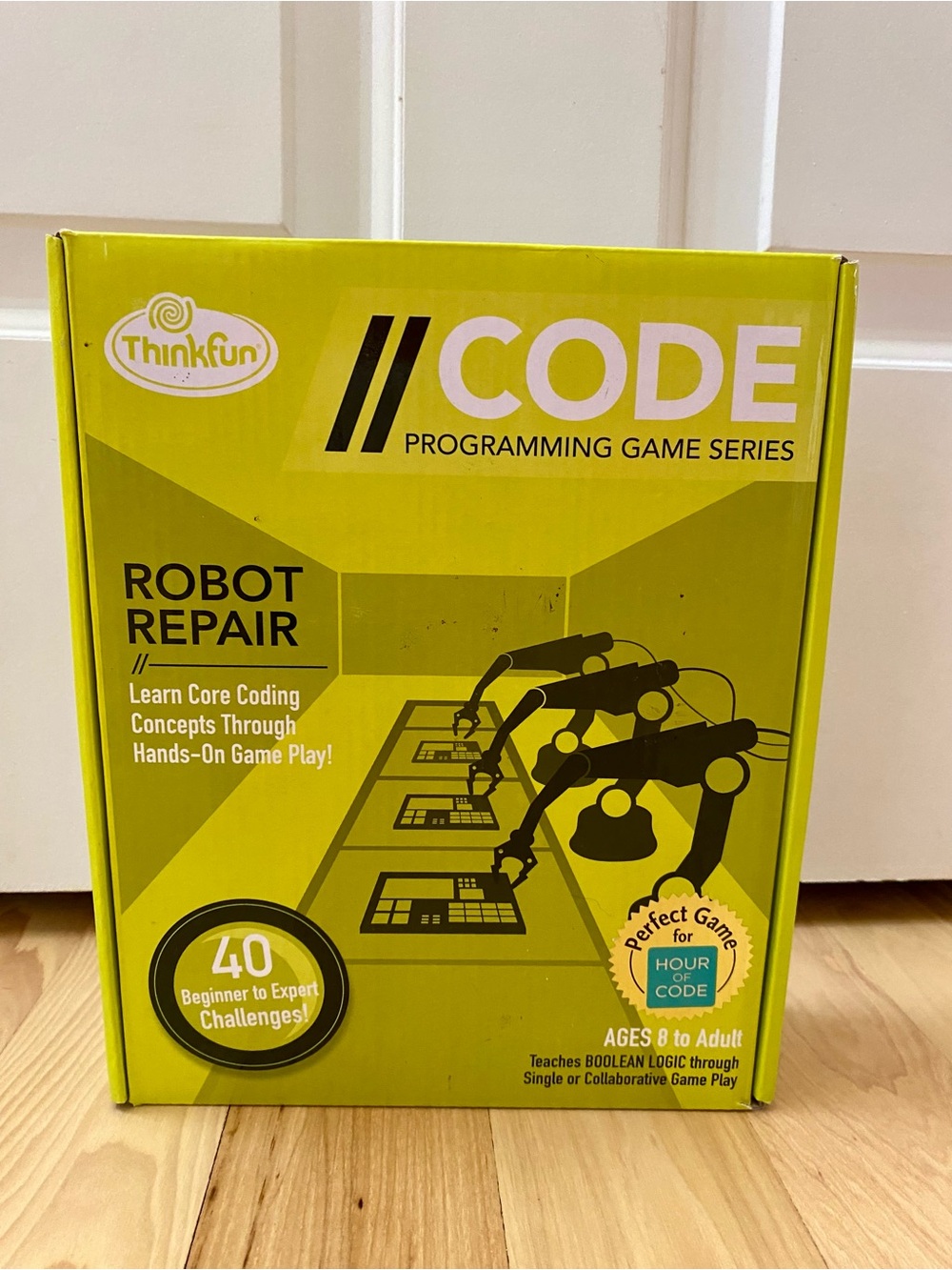 NIB Think Fun Code Programming Game Robot Repair